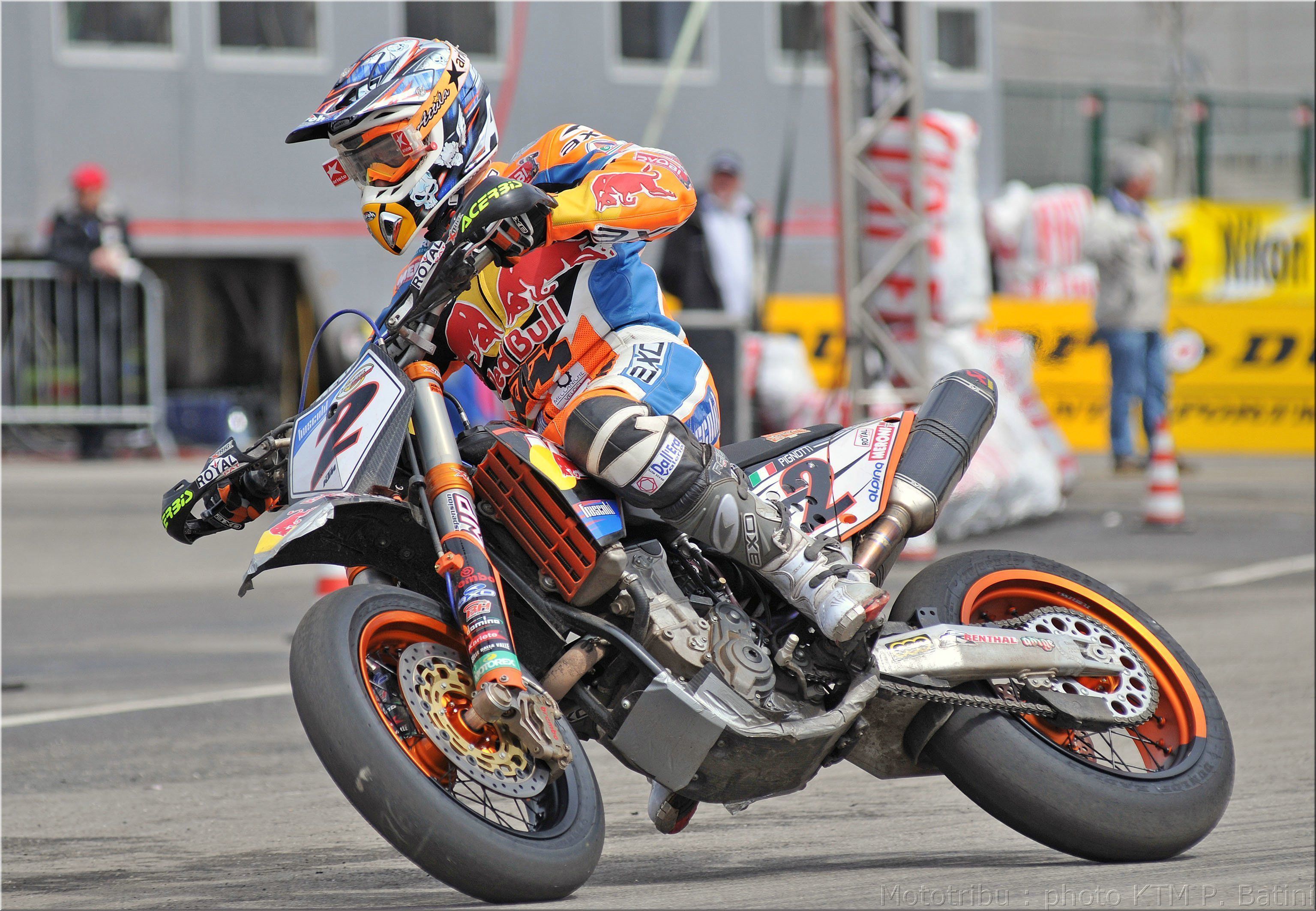 KTM мотард